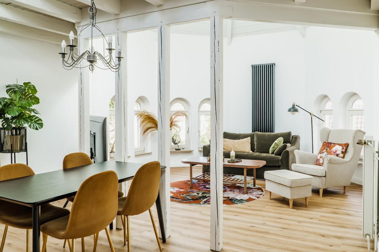 360 Grad Hotel&Bar Leer Buitenkant foto