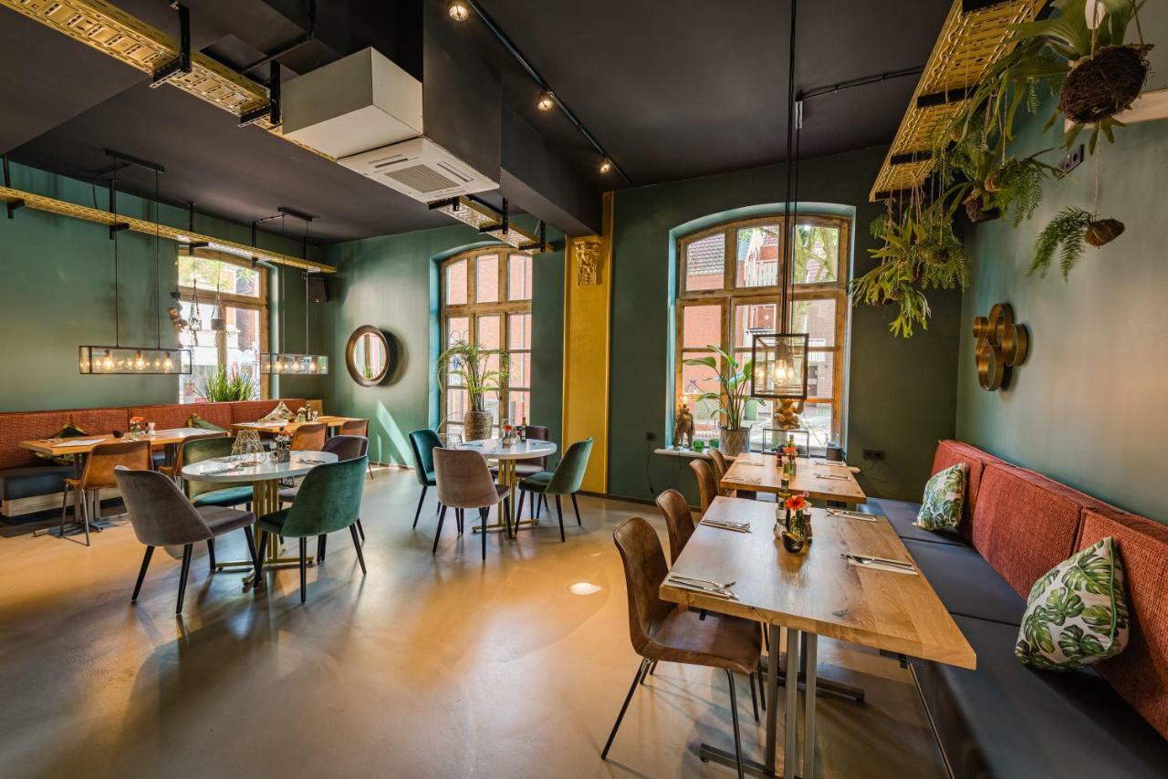 360 Grad Hotel&Bar Leer Buitenkant foto