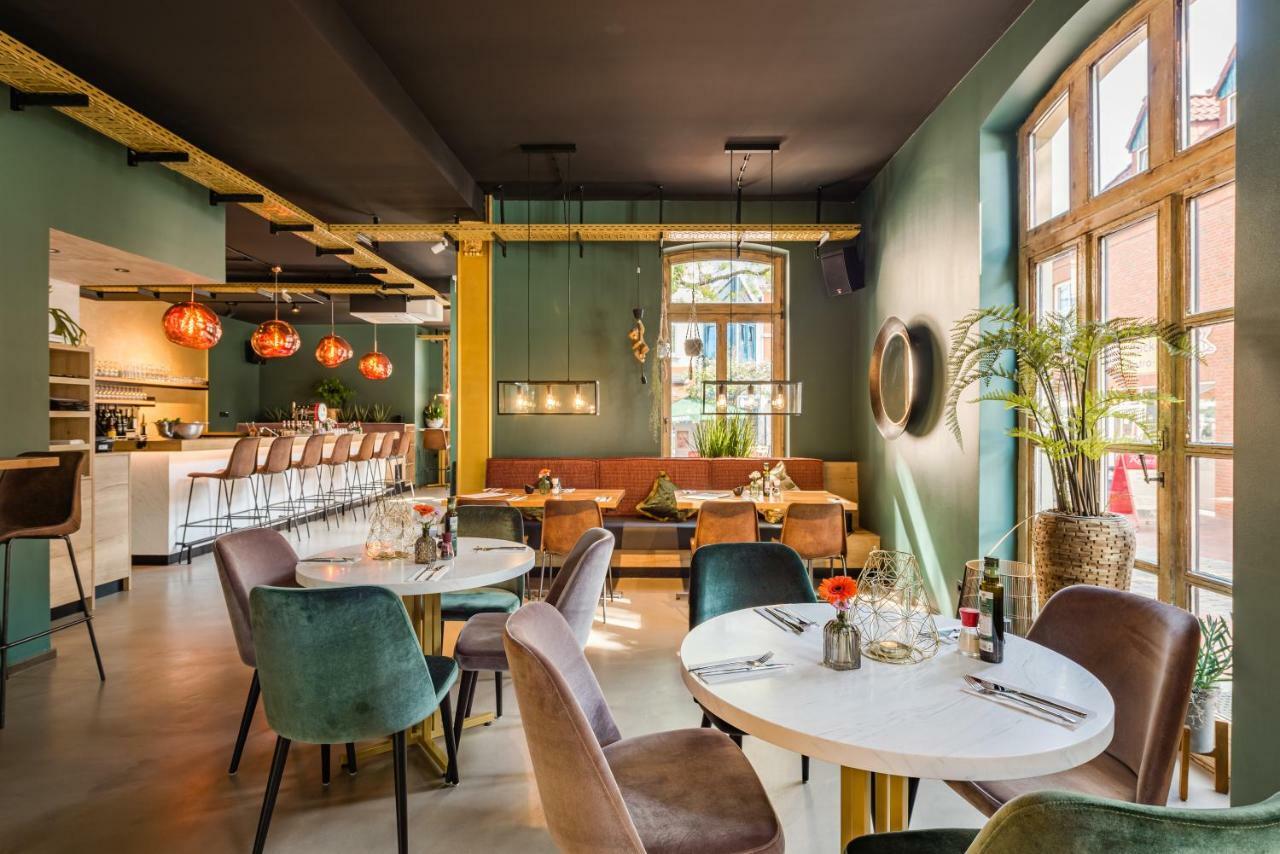 360 Grad Hotel&Bar Leer Buitenkant foto